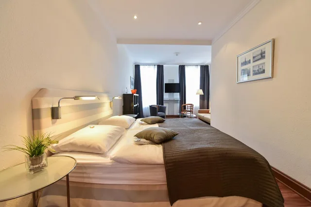 غرفة بسرير كينج، STADT HOTEL Iserlohn 1/2