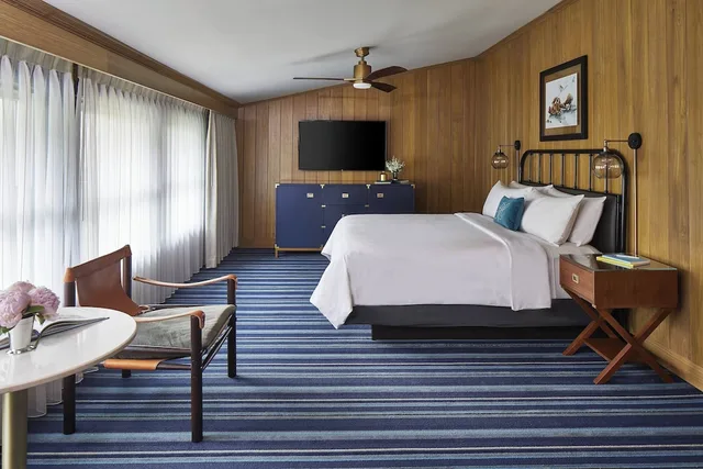 Grand, King Bed, Bay View, Balcony, Accessible، The Grand Hotel Golf Resort & Spa, Autograph Collection 2/5