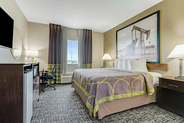 Standard, King Bed, Surestay Plus By Best Western Owasso Tulsa North 1/7