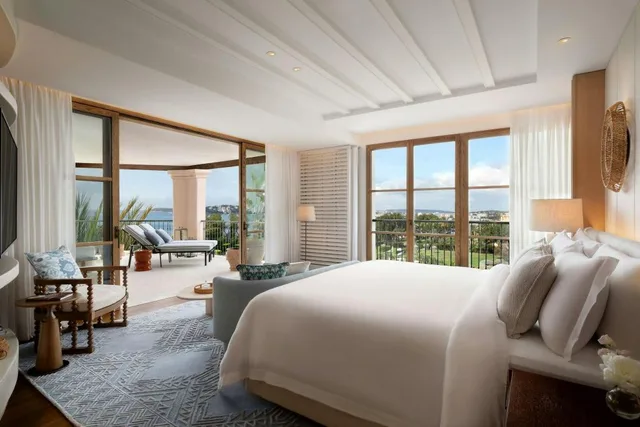 1 Bedroom, Royal, Penthouse Suite, King Bed, Sea Front, Main Building, Top Floor، St Regis Mardavall Mallorca Resort 1/5