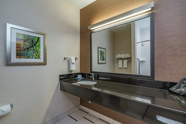 Suite, Multiple Beds, Accessible، Fairfield Inn And Suites By Marriott Elkhart 2/2
