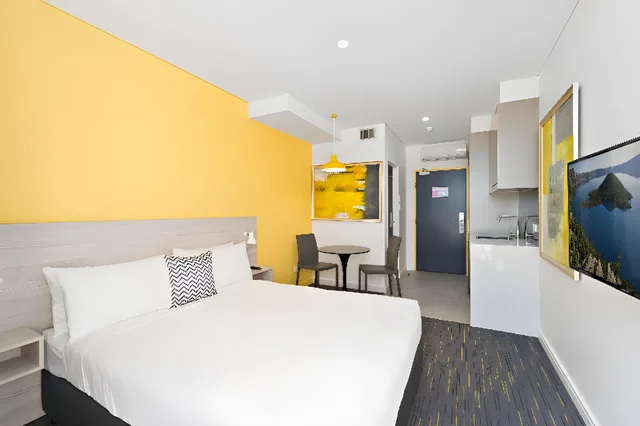 Social، Valuesuites Green Square 1/1