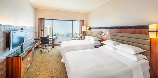 Guest Room, Deluxe, 2 Double Beds, River View, Royal Orchid Sheraton Riverside Hotel Bangkok 1/6