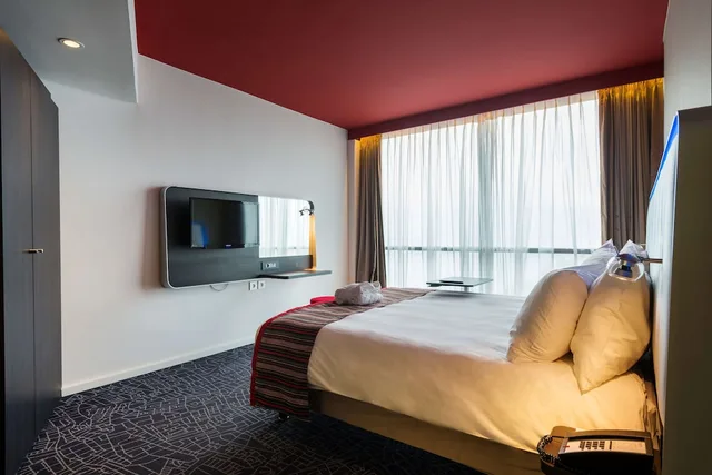غرفة قياسية بسرير كينج، Park Inn By Radisson Libreville 1/6