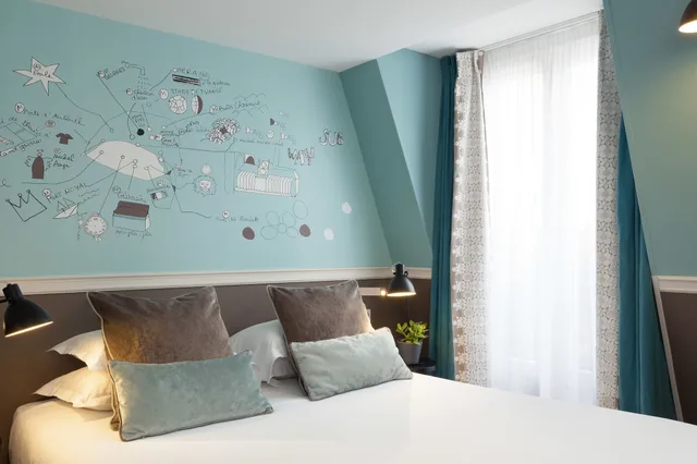 Standard, Double Bed, Hotel Des 3 Poussins 2/6