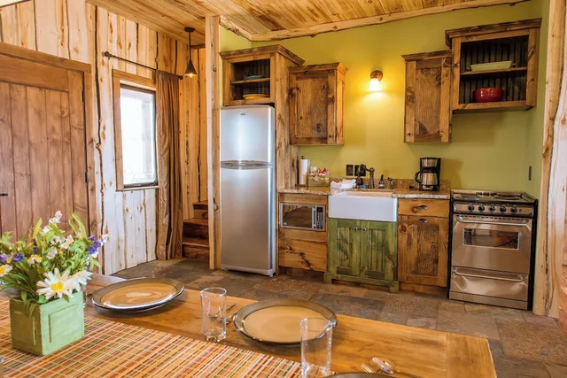 Lodge, 6 Beds, 2 King Beds، Zion Mountain Ranch 5/5