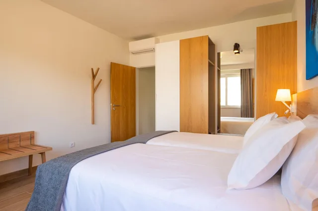 Superior, Apartment, Sea View, Balcony, Aparthotel Vila Luz 3/5