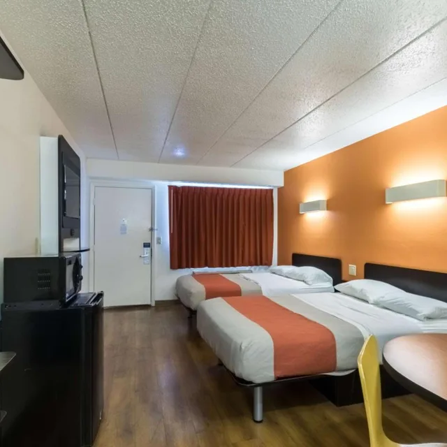 غرفة ديلوكس رباعية، Motel6 Crawfordsville, IN 3/10