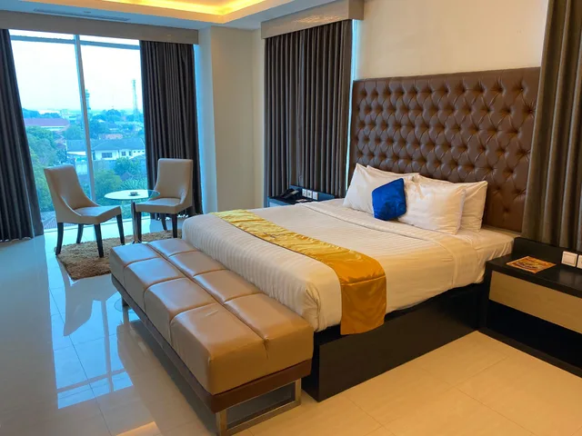 جناح تنفيذي، The Safin Hotel 1/2