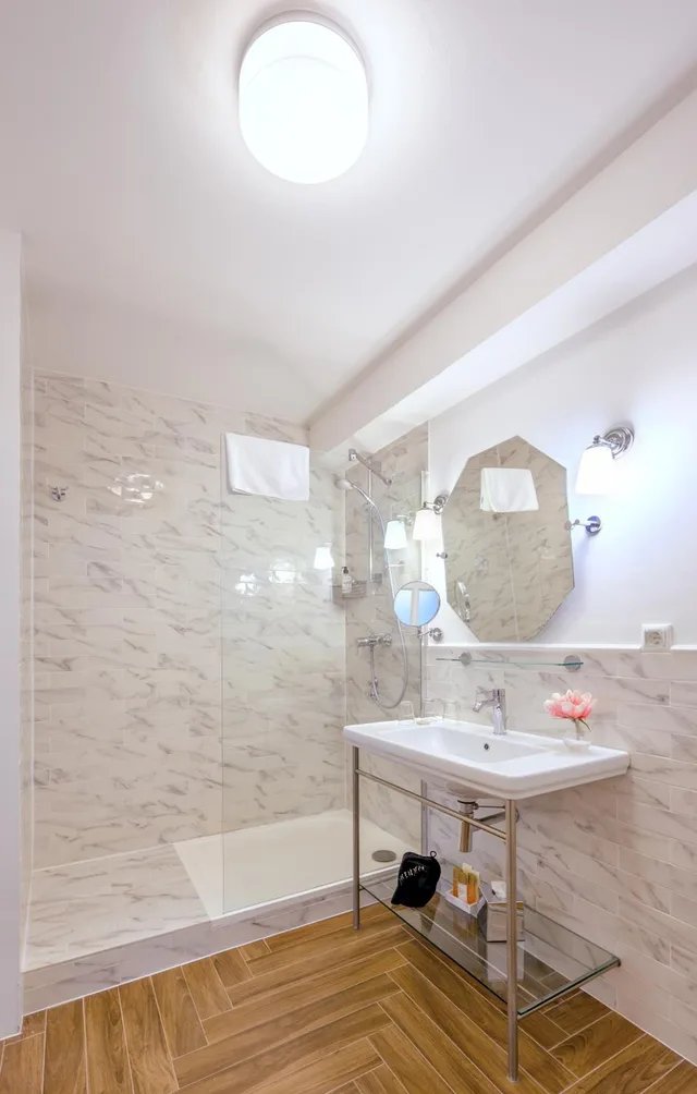 غرفة ثلاثية، Ambra Hotel 9/9