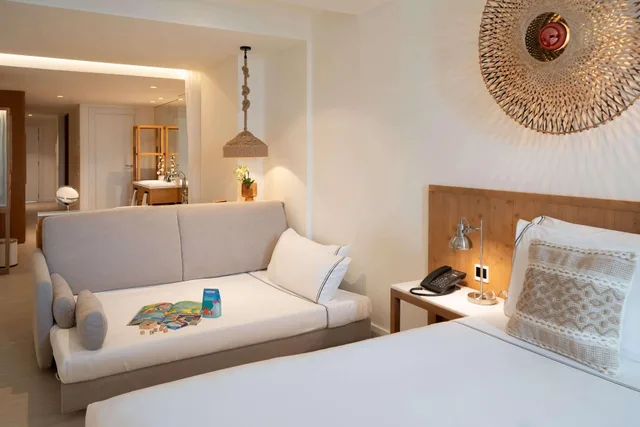 Junior Suite, with View, Melia Cala Galdana 4/9