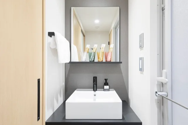 Superior Triple Room, M's Hotel Sanjo Omiya 3/3