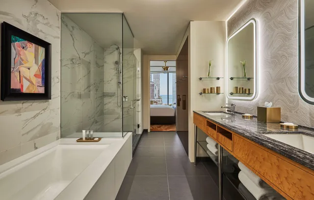 Viceroy, Grand, King Bed، VICEROY CHICAGO 3/3