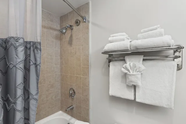 1 Bedroom, Apartment, 2 Queen Beds, The Steamboat Grand 4/4