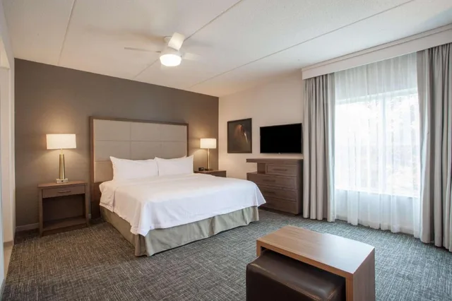 استوديو بسرير كينج لذوي الإعاقة، Homewood Suites By Hilton Saratoga Springs 1/4