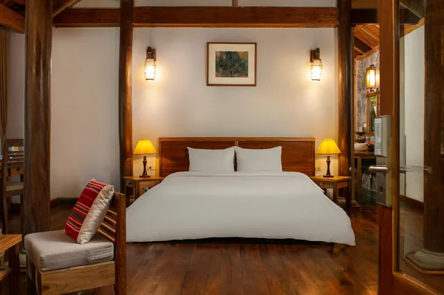 بنغل بسرير كينج بإطلالة على الحديقة بشرفة، Mai Chau Hideaway Lake Resort 1/2