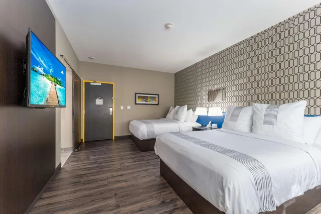 غرفة بسريرين كوين، Glo Best Western Dawley Farms In Sioux Falls 3/10