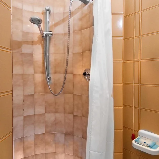 غرفة اقتصادية بسرير مزدوج أو سريرين منفصلين، Hotel Le Querce 7/7