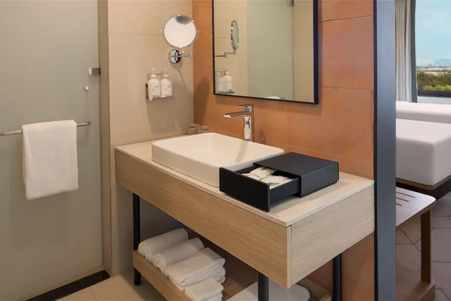 غرفة قياسية بسريرين منفصلين، Holiday Inn Gurgaon NH8 8/8