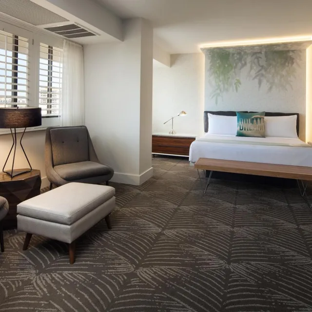2 Bedrooms, Mega, Suite، W Los Angeles West Beverly Hills 5/8
