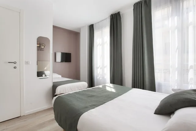 غرفة كومفورت ثلاثية بسرير مزدوج وسرير فردي، L'Alcove Hotel 2/6