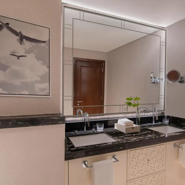 جناح بسريرين كينج بإطلالة على المرسى بغرفتي نوم، The St. Regis Marsa Arabia Island, The Pearl Qatar 8/10