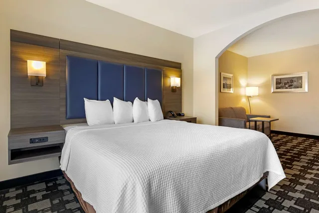جناح بسرير كينج، Best Western Seminole Inn & Suites 1/3