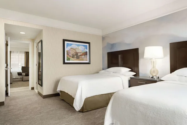 جناح بسريرين مزدوجين بغرفة نوم واحدة، Embassy Suites by Hilton Chicago North Shore Deerfield 1/3