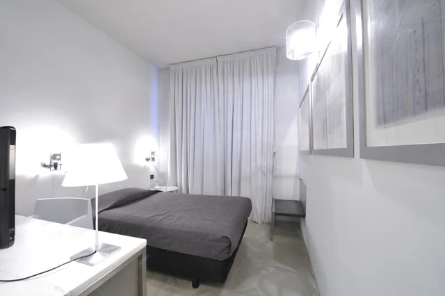 Room, Single, Art Hotel Boston 4/10