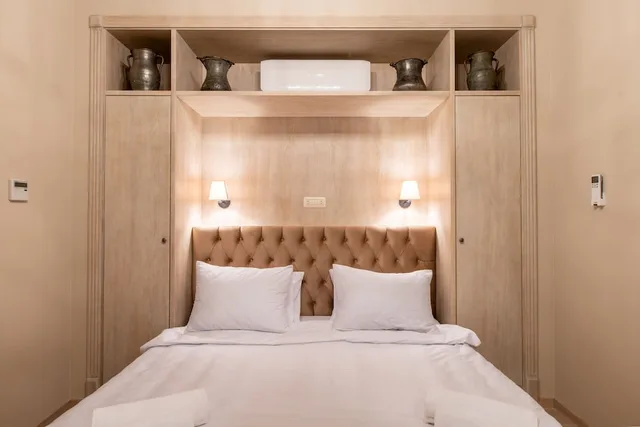 Standard, Queen Bed, Atrium View، Art Club Hotel 3/10