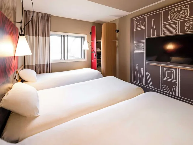 غرفة بثلاثة أسرّة، Ibis Amsterdam Centre Hotel 9/10