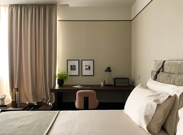 Suite, Litta Palace 2/5
