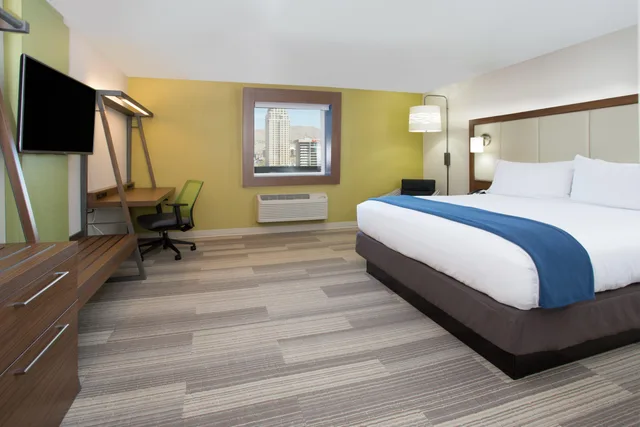 غرفة بسرير كينج، Holiday Inn Express Suites Blackwell 2/2
