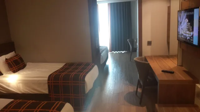 غرفة عائلية بسرير مزدوج وسريرين منفصلين، Side Sunport Hotel & Spa 2/6