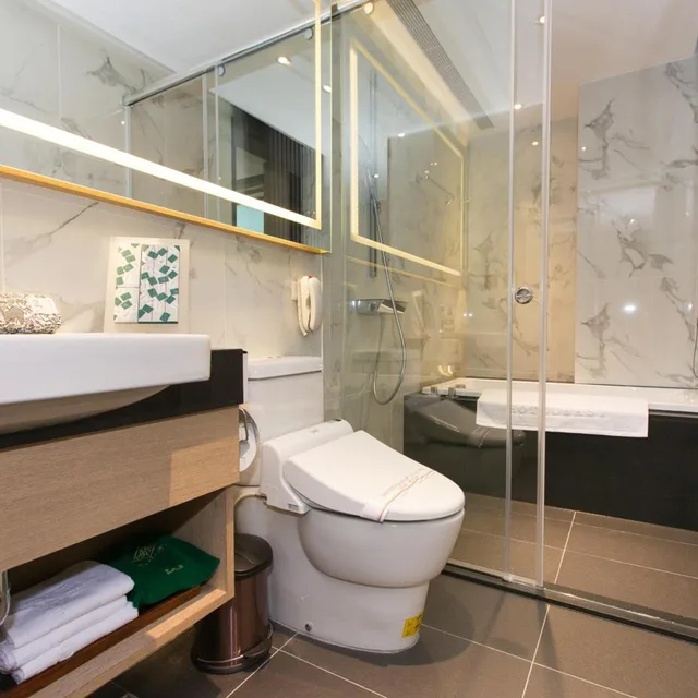 غرفة فاخرة ثلاثية، Hotel East 5/7