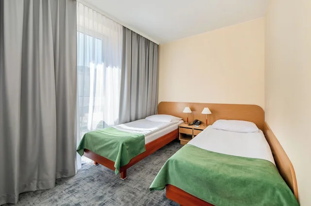 Standard, Twin Beds, Gromada Hotel Warsaw Center 1/5