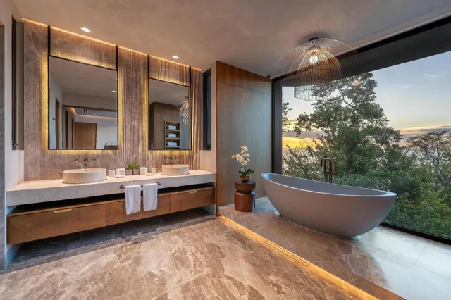 Bi Level, 5 Bedrooms, Home, with Pool، Waldorf Astoria Costa Rica Punta Cacique 2/2