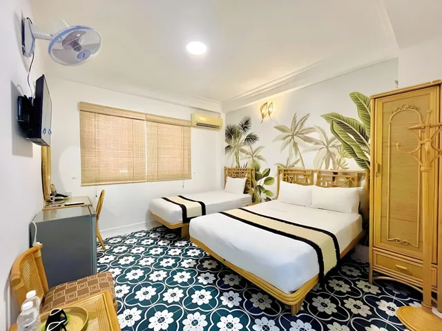غرفة ديلوكس ثلاثية بسرير كوين وسرير فردي، Spring House Hotel 1/2