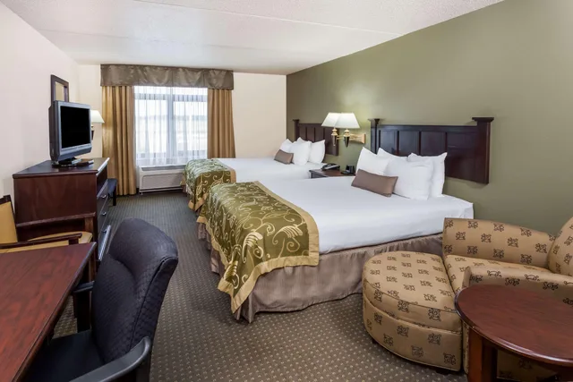 غرفة بسريرين كوين، Wingate by Wyndham Peoria 2/2