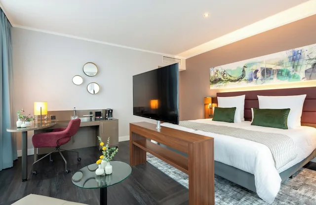 جناح جونيور بسريرين منفصلين، Leonardo Royal Hotel Berlin Alexanderplatz 2/4