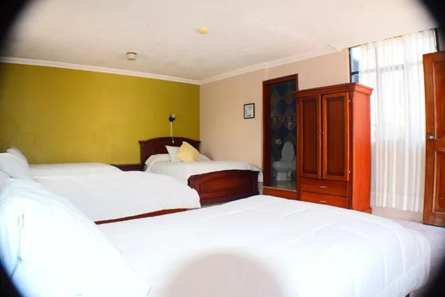 غرفة قياسية رباعية، Hosteria Casa Giralda 1/4