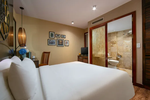 غرفة سوبيريور بسرير كوين، Oriental Suites Hotel And Spa 1/3