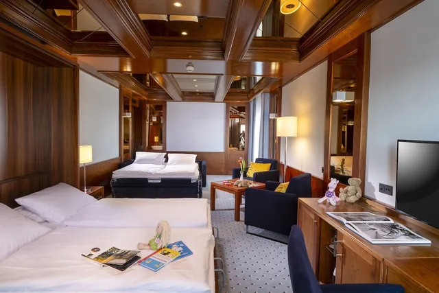 Superior, Family, Murphy Bed, Sofa، Maritim Hotel Darmstadt 4/6