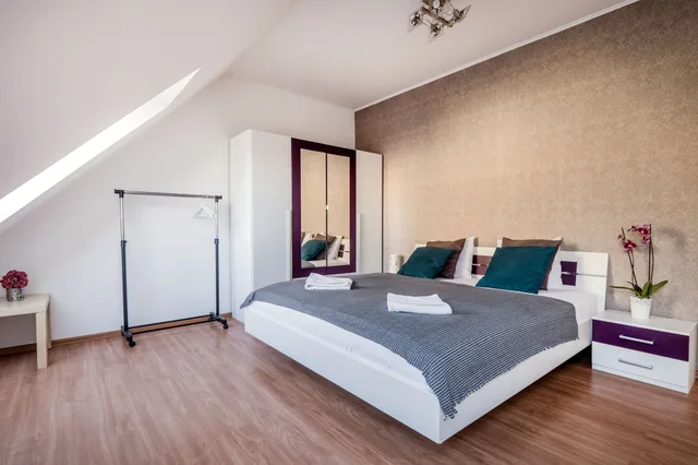 3 Bedrooms, Superior, Apartment, 3 Queen Beds, City View, Sofa, Balcony, Grand Budapest Penthouse 1/10