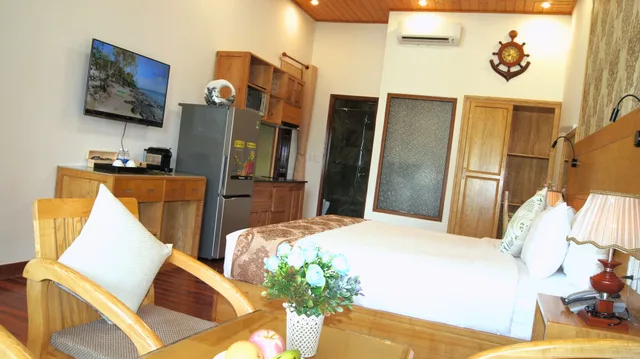 جناح جونيور بسرير كينج، Gold Coast Phu Quoc Resort 5/8