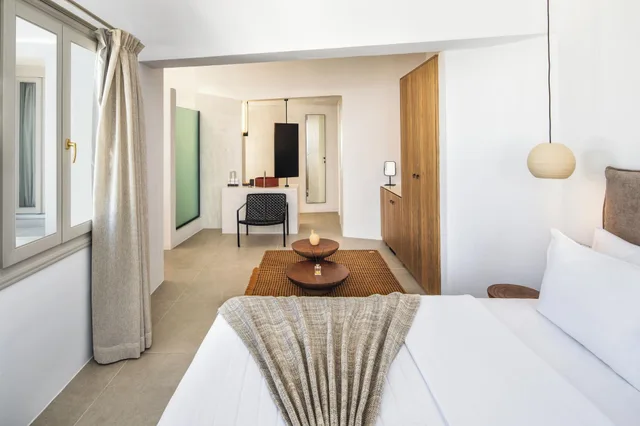 غرفة تنفيذية بسرير مزدوج بإطلالة جزئية على البحر، Ira Hotel Spa 4/7