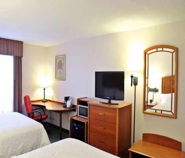غرفة ديلوكس بسريرين كوين، Hampton Inn By Hilton Saltillo 4/10