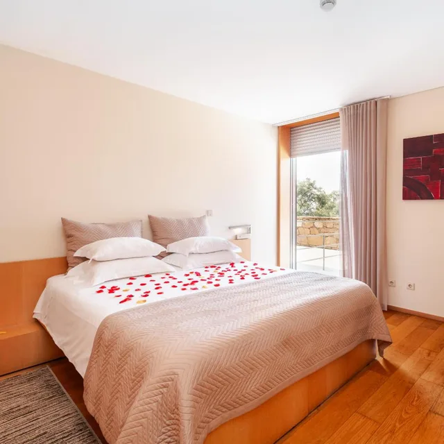 Romantic, Double or Twin Bed, Axis Ponte de Lima Golf Resort 1/5