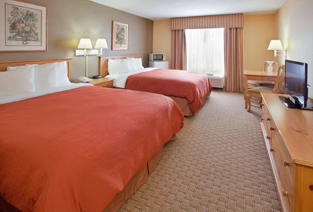 غرفة بسريرين كوين، Country Inn & Suites by Radisson, Bloomington-Normal West, IL 8/10