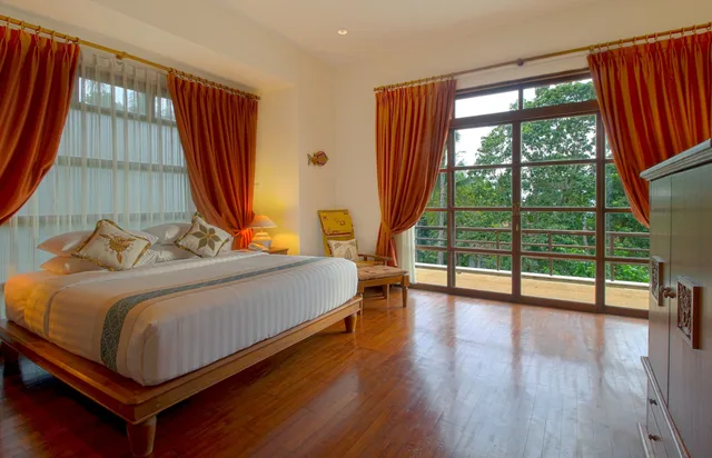 فيلا بسرير كينج وسرير فردي بإطلالة على البحر بغرفتي نوم بمسبح خاص، Indra Maya Pool Villas 1/10